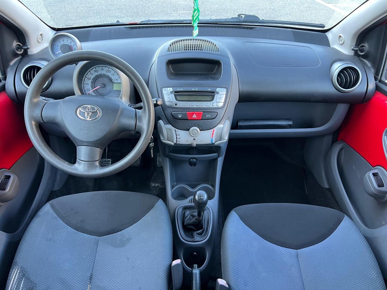Toyota Aygo 1.0 12V VVT-i 5 porte