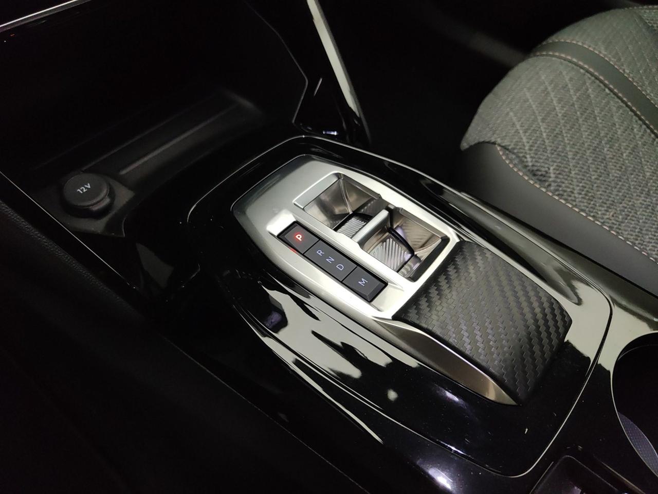 PEUGEOT 2008 II 2020 1.2 PURETECH 130CV ALLURE EAT8