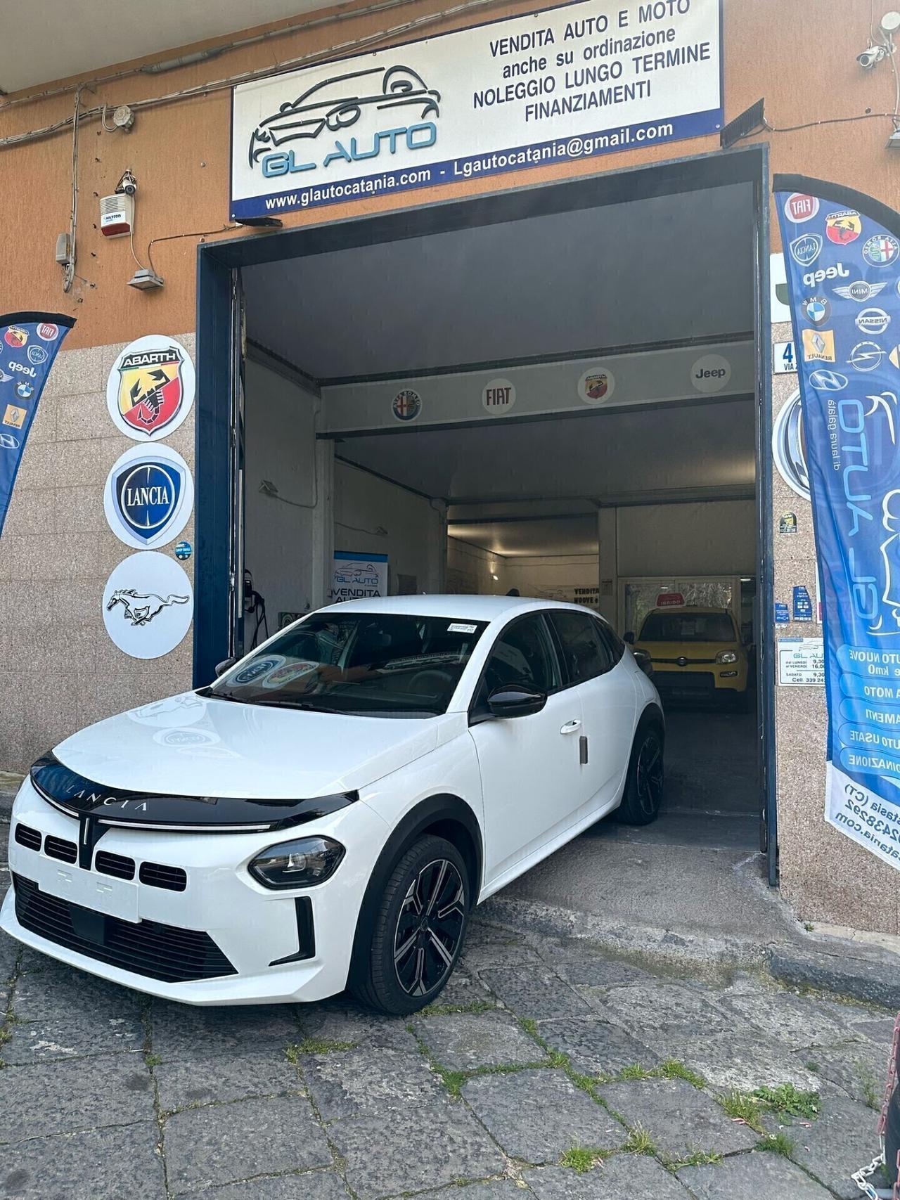 LANCIA NUOVA YPSILON IBRIDA Ypsilon 1.2 100cv Ibrida my 26