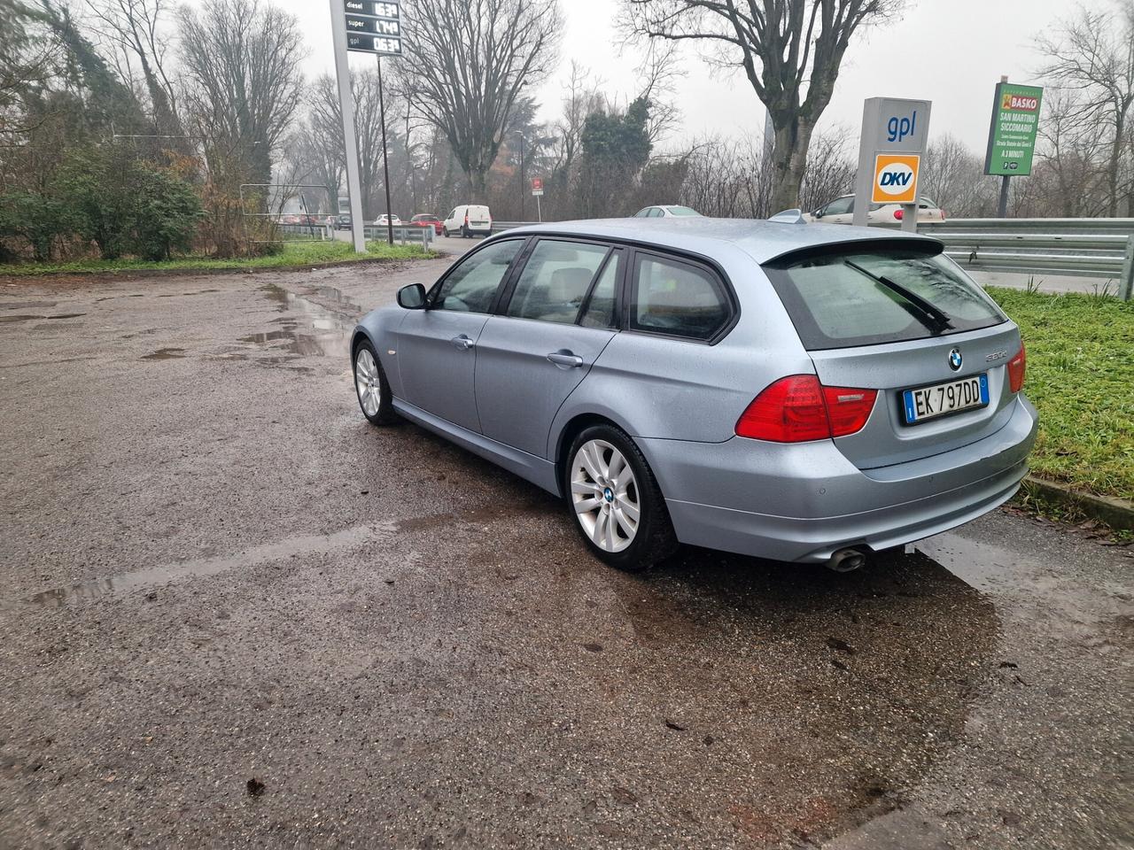 Bmw 320 320d cat Touring Attiva