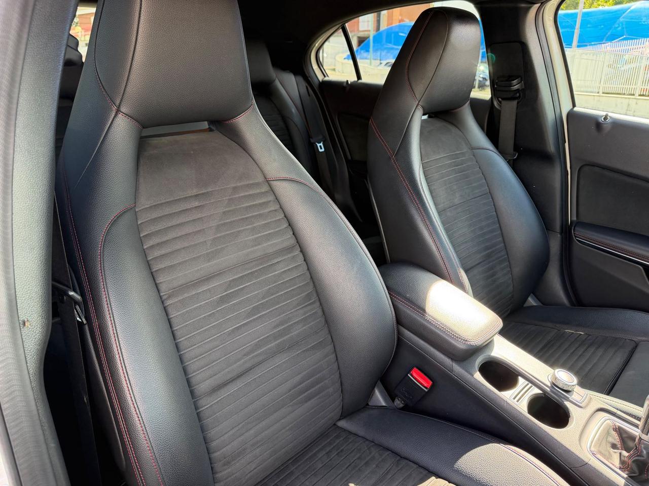 Mercedes-Benz A 200 D Premium *PROMO FINANZ #11144