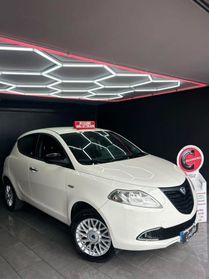 Lancia Ypsilon 0.9 TwinAir 85cv Ecochic Gold 2014