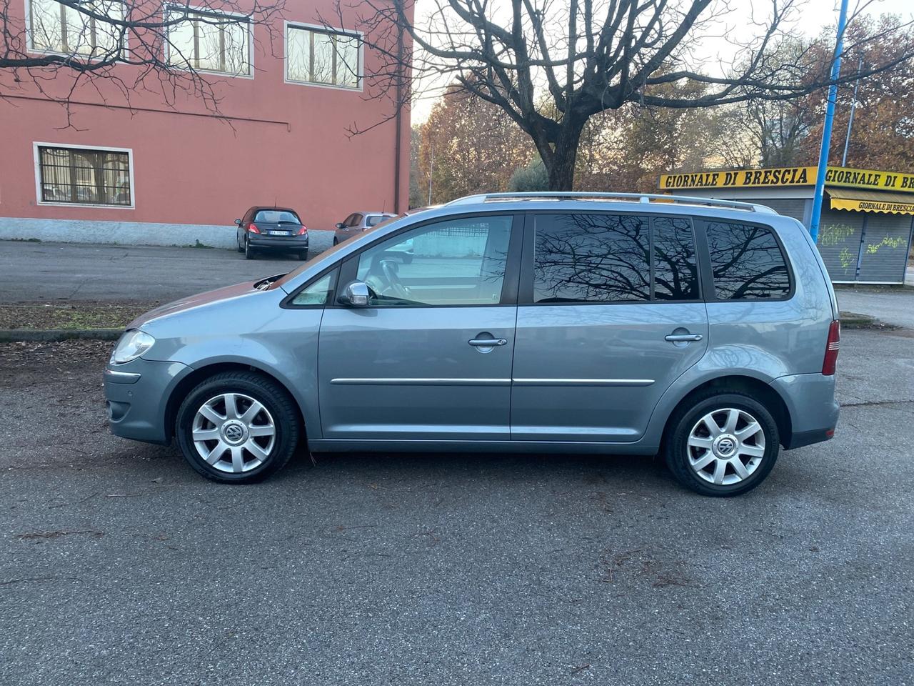 Volkswagen Touran 2.0 TDI 7 posti pelle FULL OPTIONAL