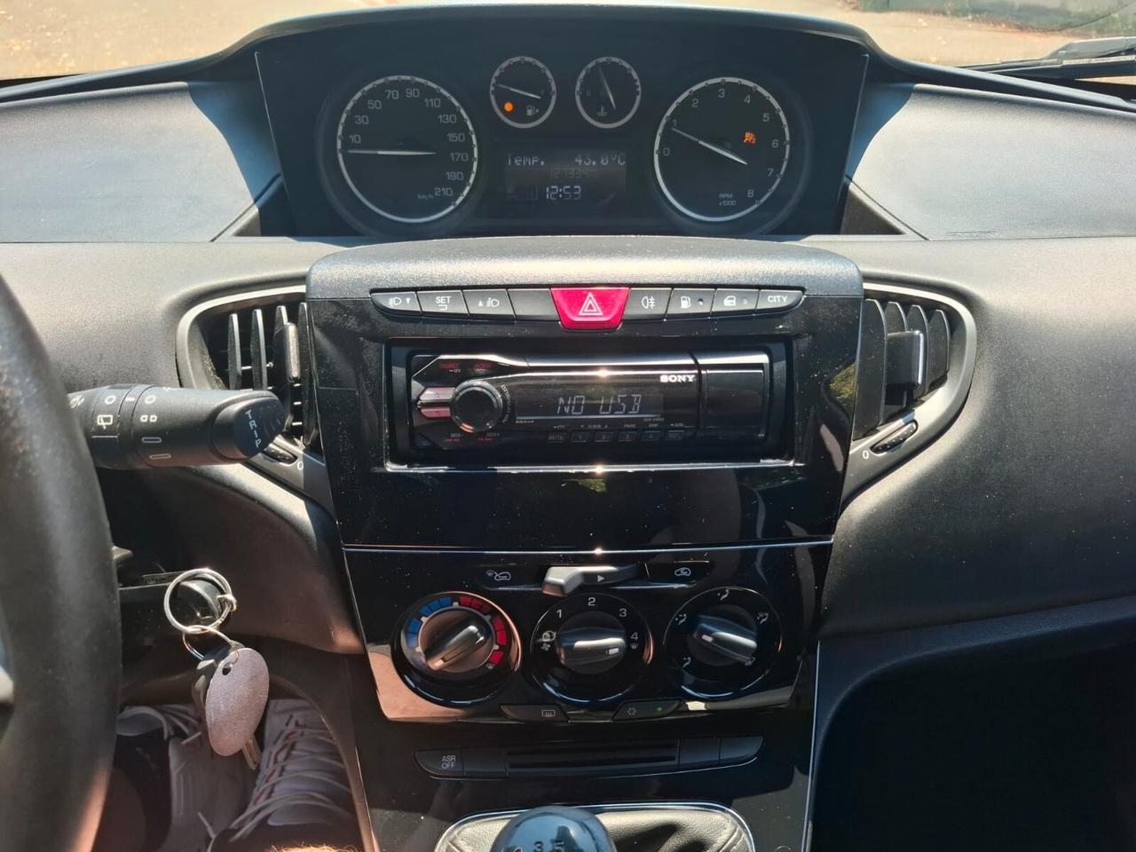 Lancia Ypsilon 1.2 GPL 126.000 KM NEOPATENTATI