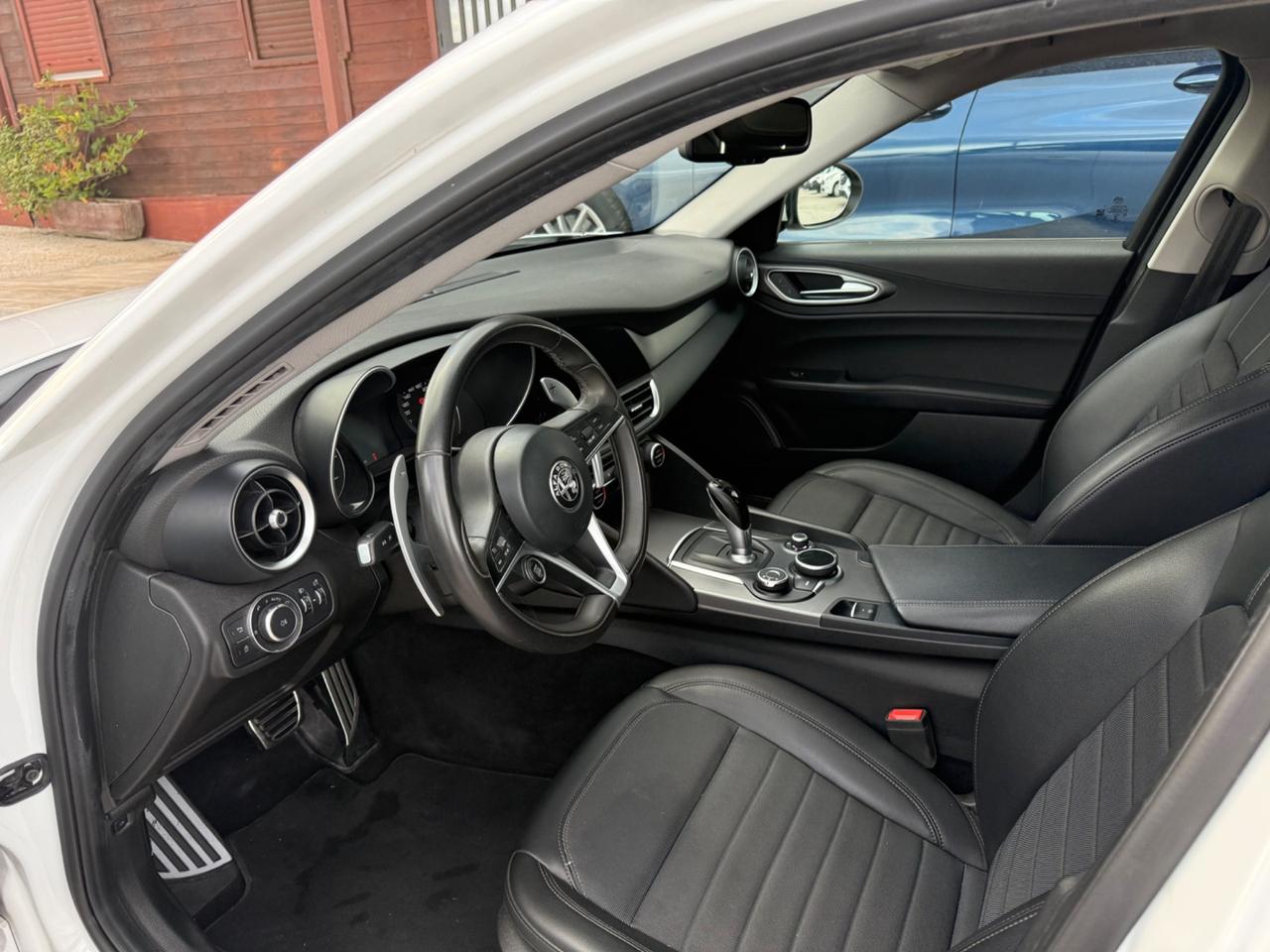 Alfa Romeo Giulia 2.2 Turbodiesel 180 CV AT8 Sport Edition