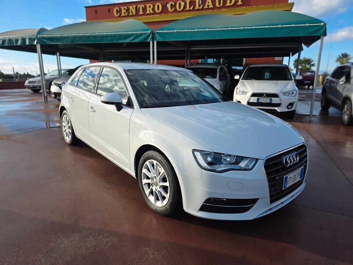 Audi A3 SPB 1.6 TDI 105 CV CR Attraction