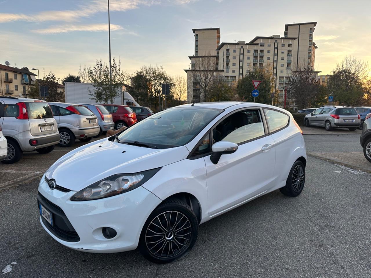 Ford Fiesta Fiesta 1.4 3 porte Bz.- GPL