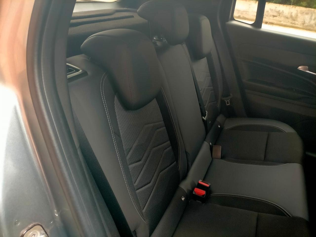 Jeep Avenger 1.2 B/GPL Turbo 100 CV Summit