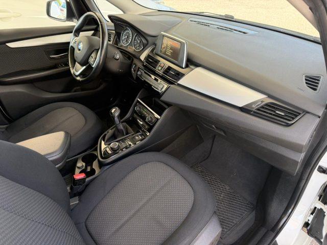 BMW 214 d Active Tourer NEOPATENTATI - BT - PDC - 16