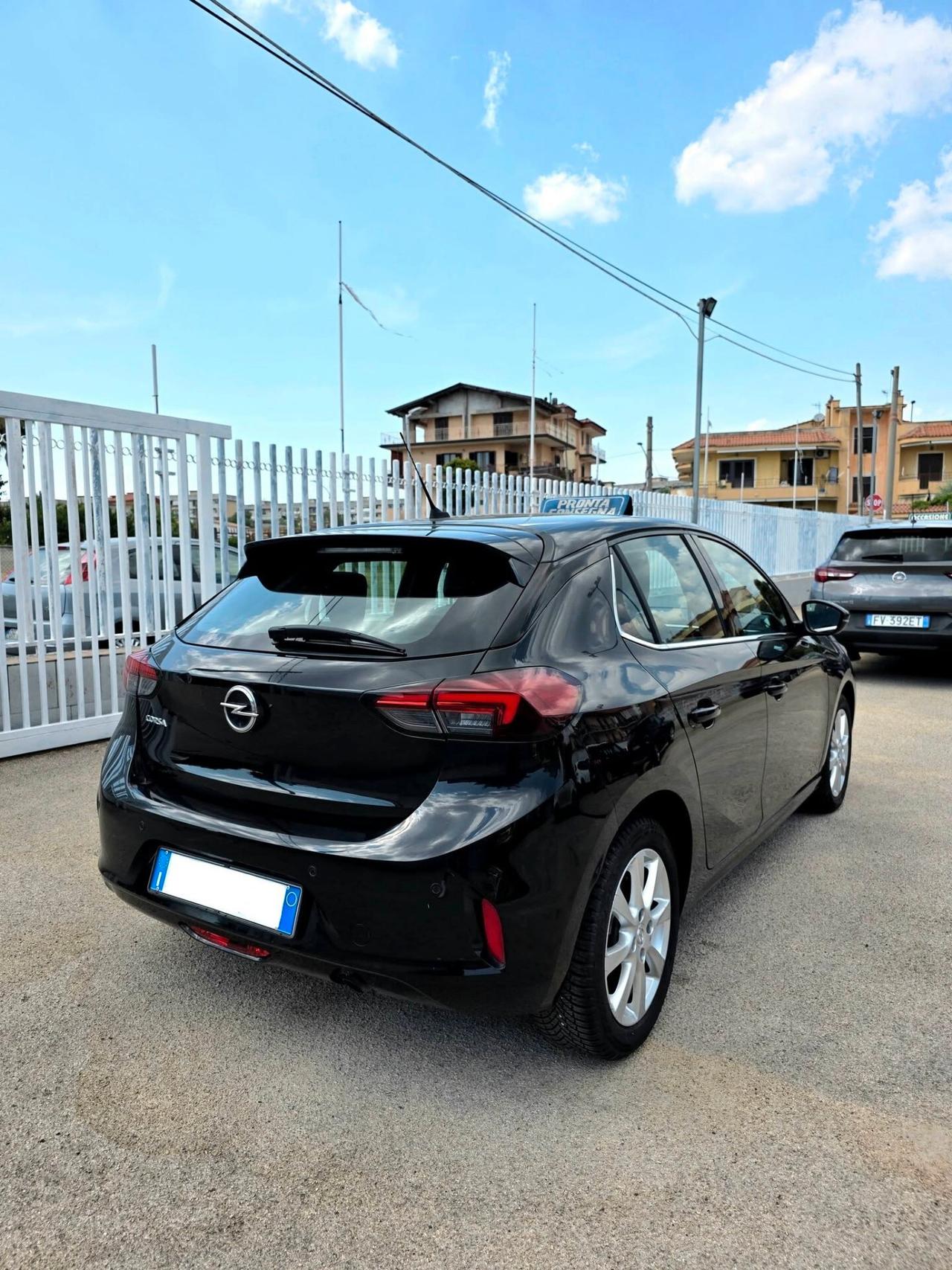Opel Corsa 1.2 bz 101 CV Elegance con 49.000 Chilometri