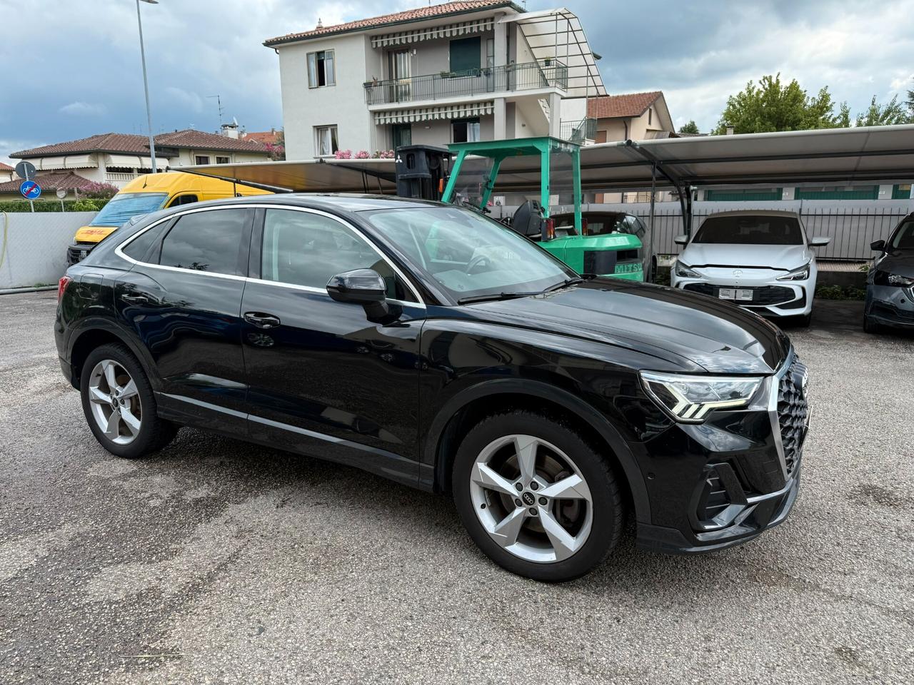 Audi Q3 35 TFSI S tronic line edition PLUG IN ! INCIDENTATA