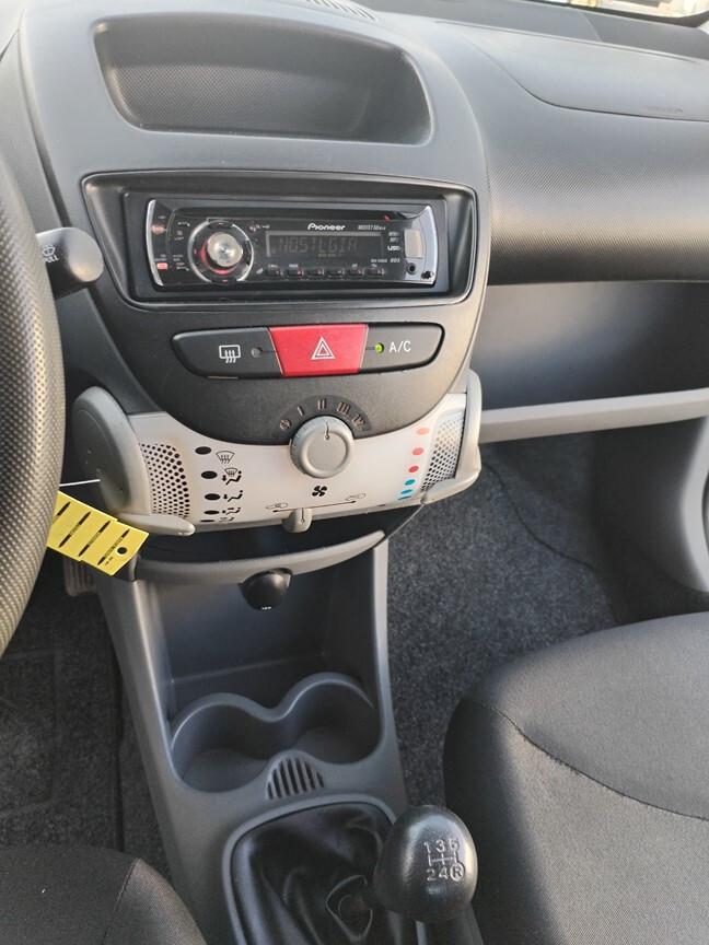 TOYOTA AYGO 1.0 VVT 3 P 167000KM 2009 CONSEGNA TAGLIANDATA