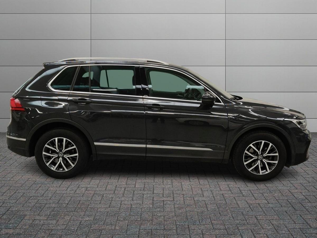 VOLKSWAGEN Tiguan 1.5 tsi Life 130cv