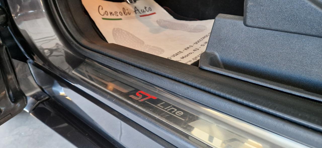 Ford Kuga 1.5 TDCi 120cv 2WD ST-Line