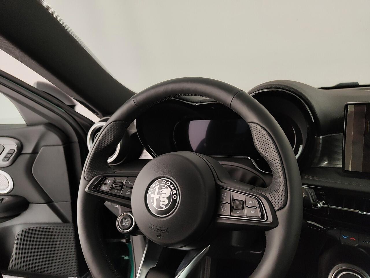 Alfa Romeo Tonale Hybrid 160Cv Ti