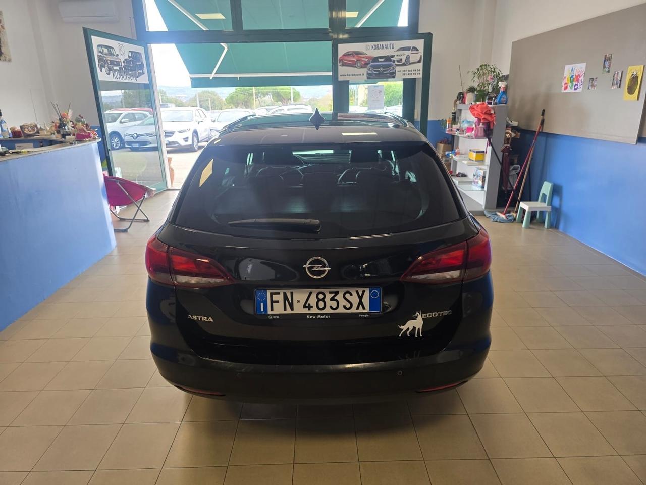 Opel Astra 1.4 Turbo 110CV EcoM Sports Tourer Dynamic