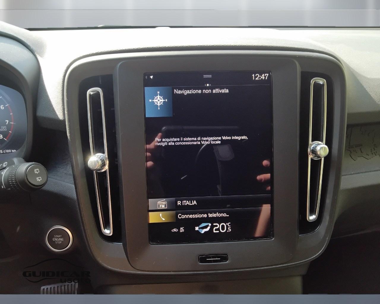 VOLVO XC40 2023 - XC40 1.5 t2 Essential auto