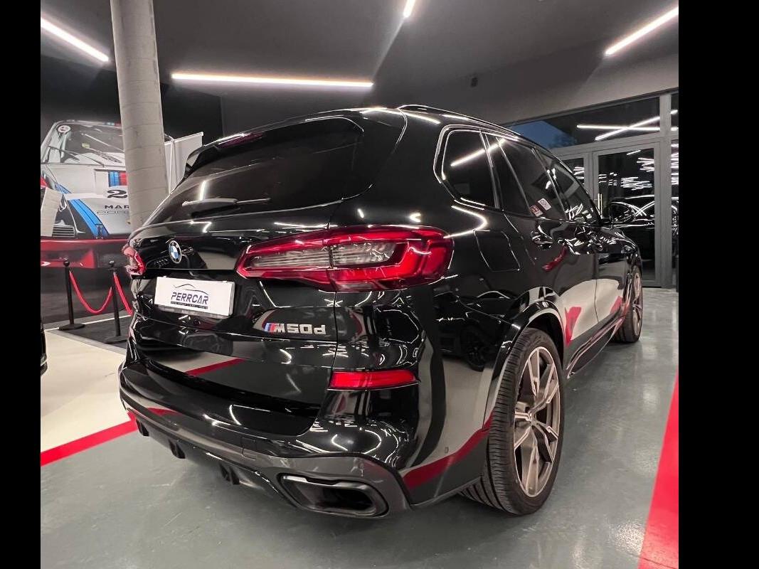 BMW X5 M50d auto