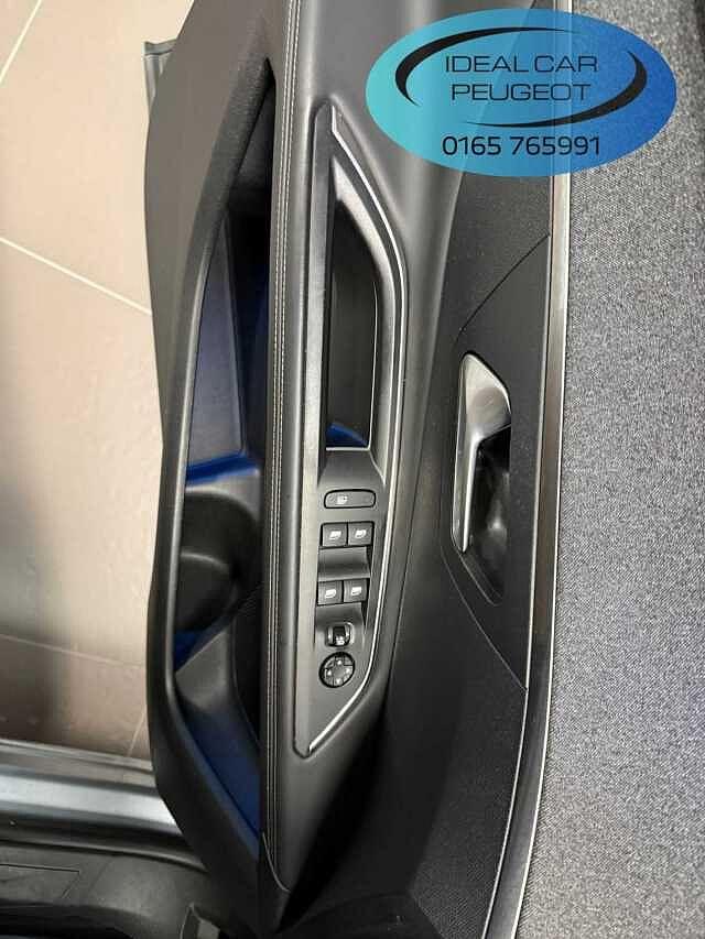 Peugeot 3008 PureTech Turbo 130 S&S Allure