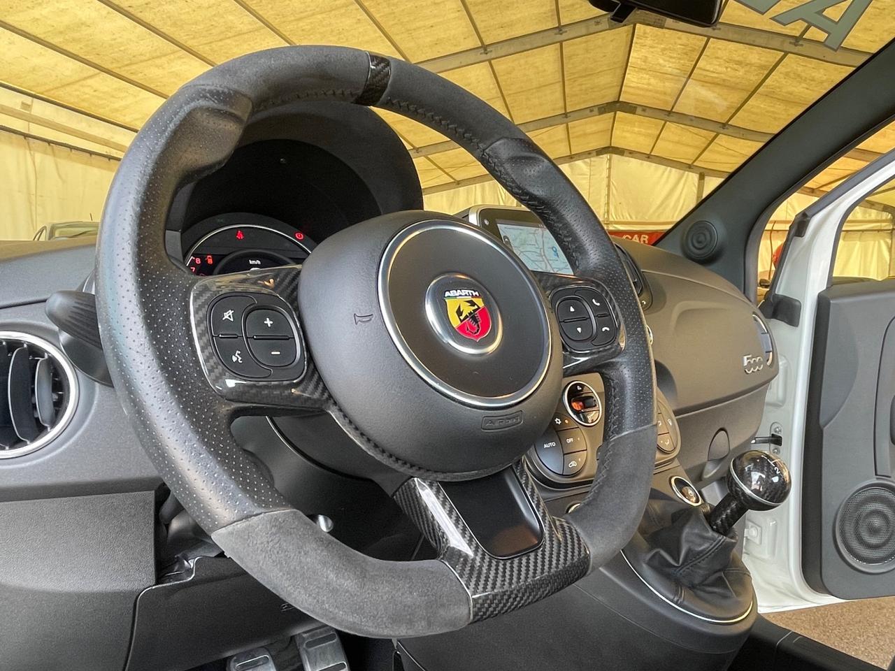 Abarth 595 1.4 Turbo T-Jet 180 CV Esseesse