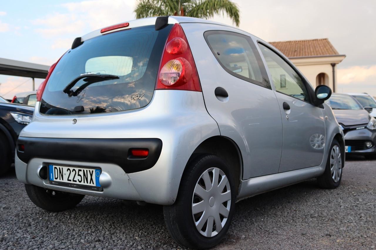 Peugeot 107 1.0 68CV 5p. Urban Move