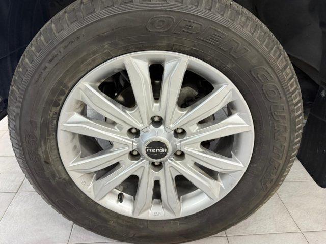 ISUZU D-Max 1.9 Space Cab Solar 4WD A/C