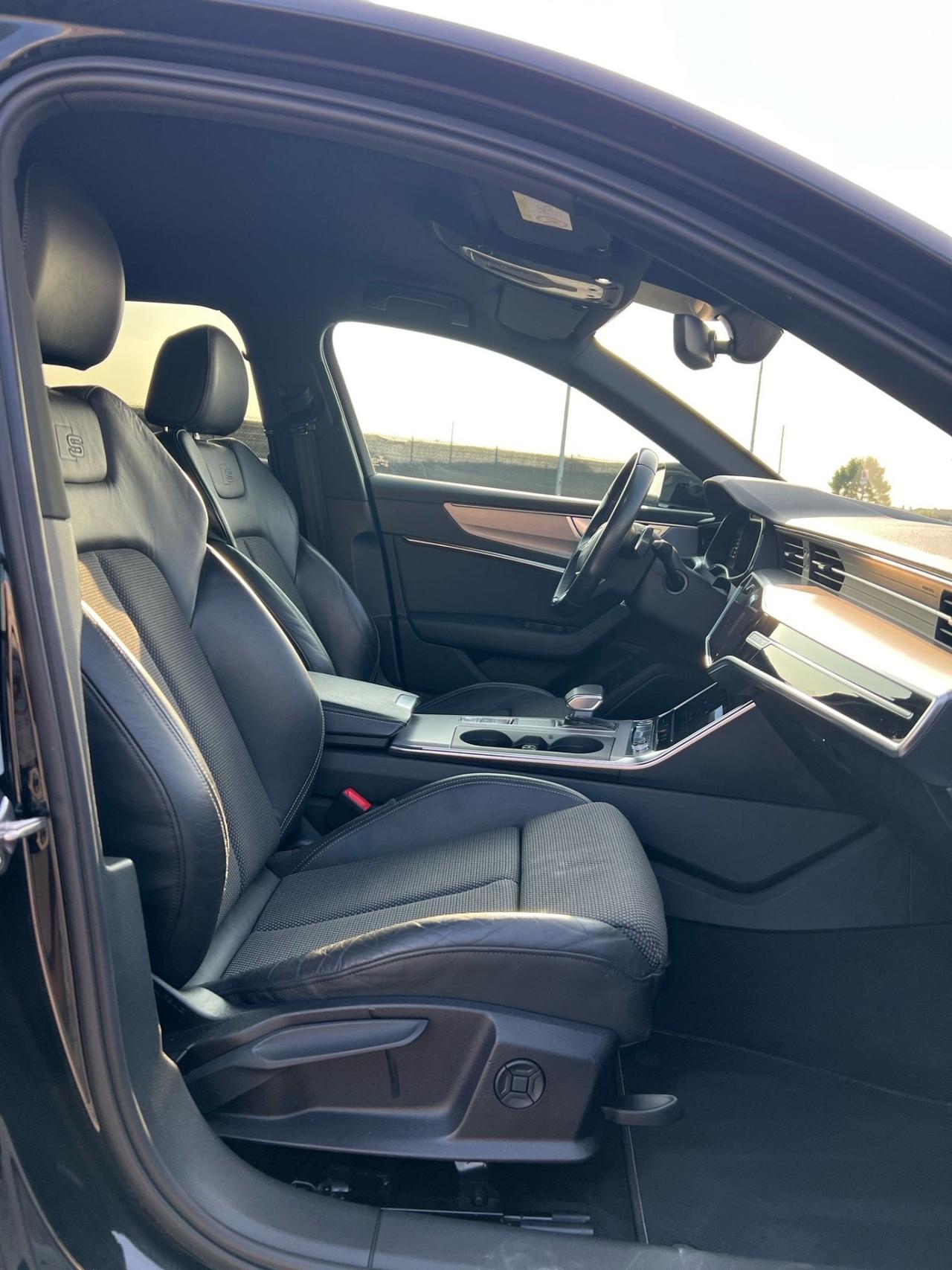 Audi A6 40 2.0 TDI quattro ultra S tronic Business Sport