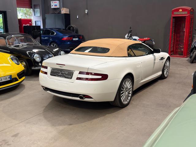 ASTON MARTIN DB9 Volante