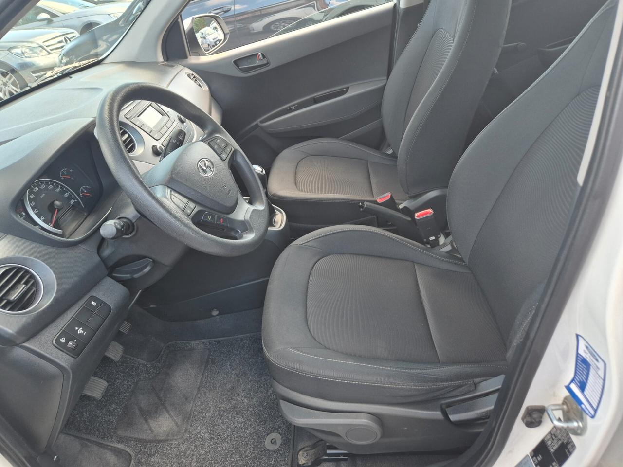 Hyundai i10 1.0 MPI Login