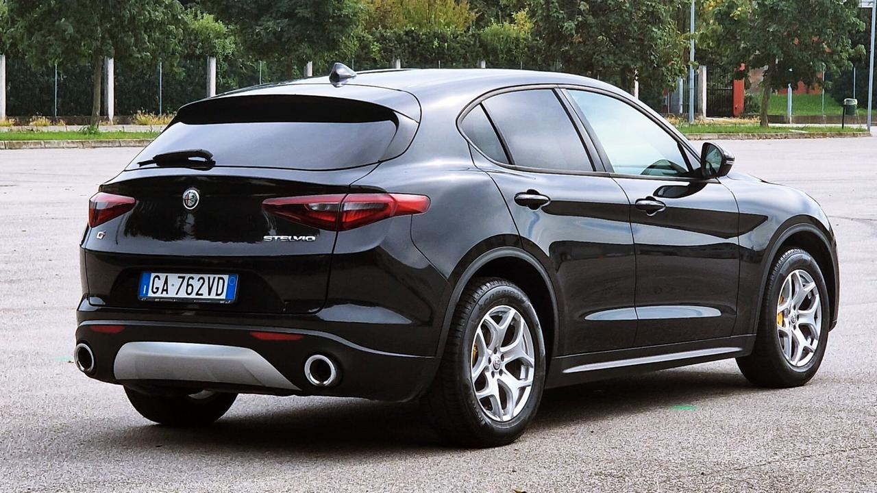 Alfa Romeo STELVIO 2.2 Turbo Diesel 190CV AT8 Q4