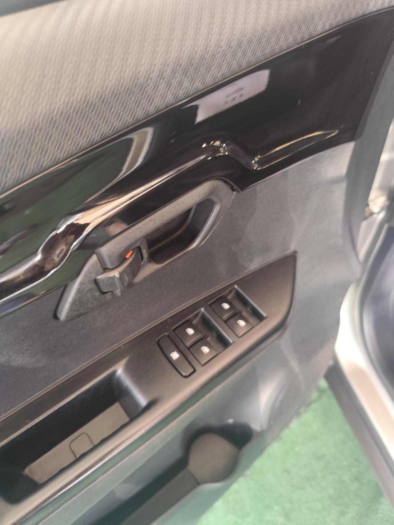 Mahindra KUV100 1.2 VVT K6+