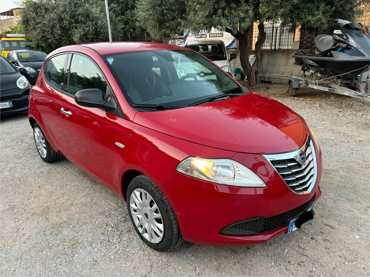 Lancia Ypsilon 1.2 69 CV 5 porte GPL Ecochic Gold