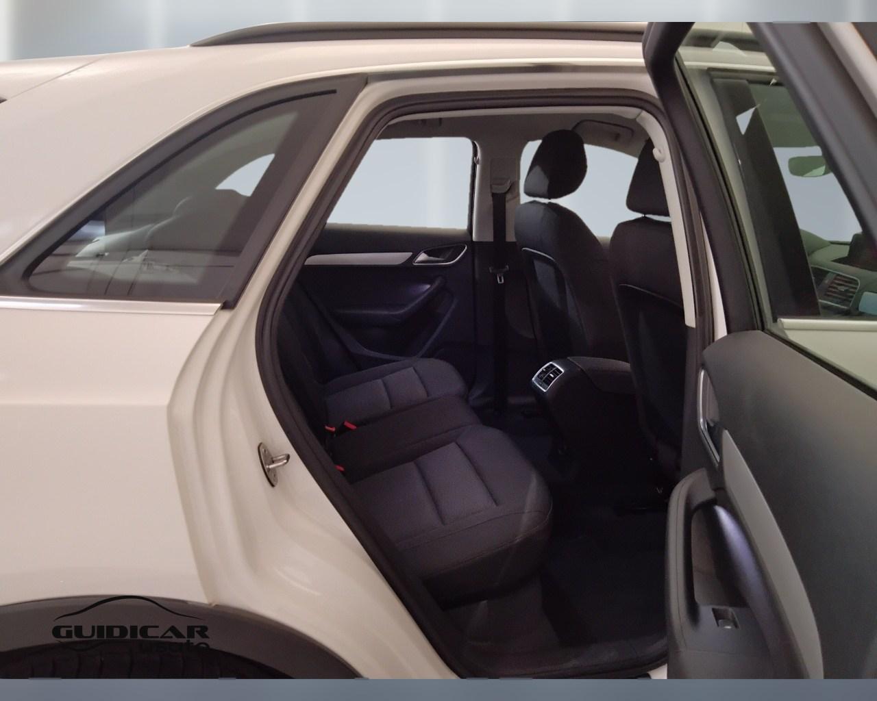 AUDI Q3 I 2015 - Q3 2.0 tdi Business 120cv s-tronic