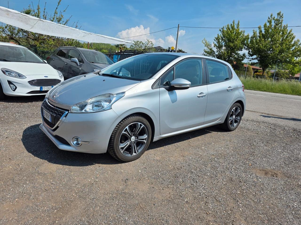 Peugeot 208 PureTech 82 5 porte Allure