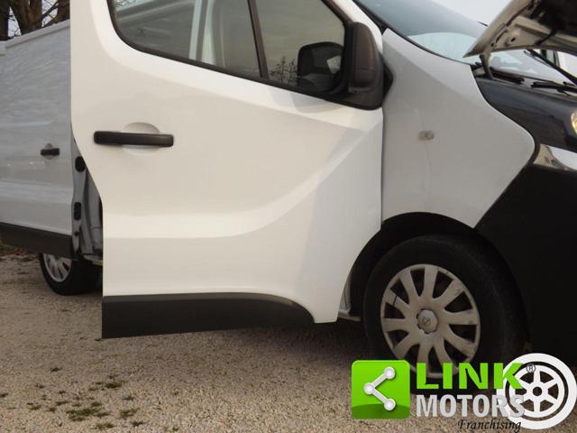 OPEL Vivaro 1.6 BiTurbo con polizza di garanzia meccanica