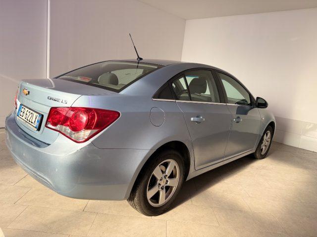 CHEVROLET Cruze 1.6 4 porte LS