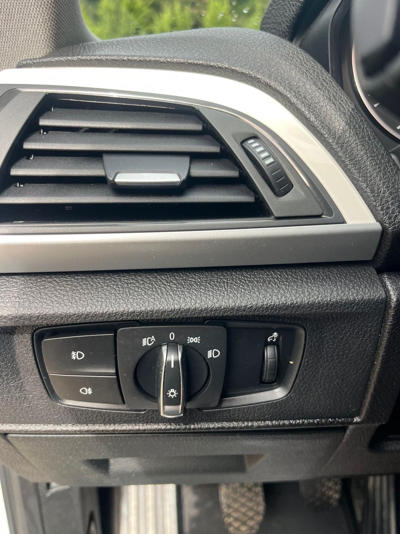 Bmw 118 118d 5p. Urban