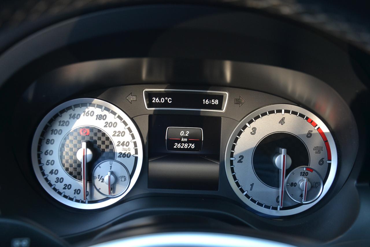 Mercedes-benz A 200 136CV CDI SPORT **PELLE-NAVI-PDC-XENON-TEL**EURO6B