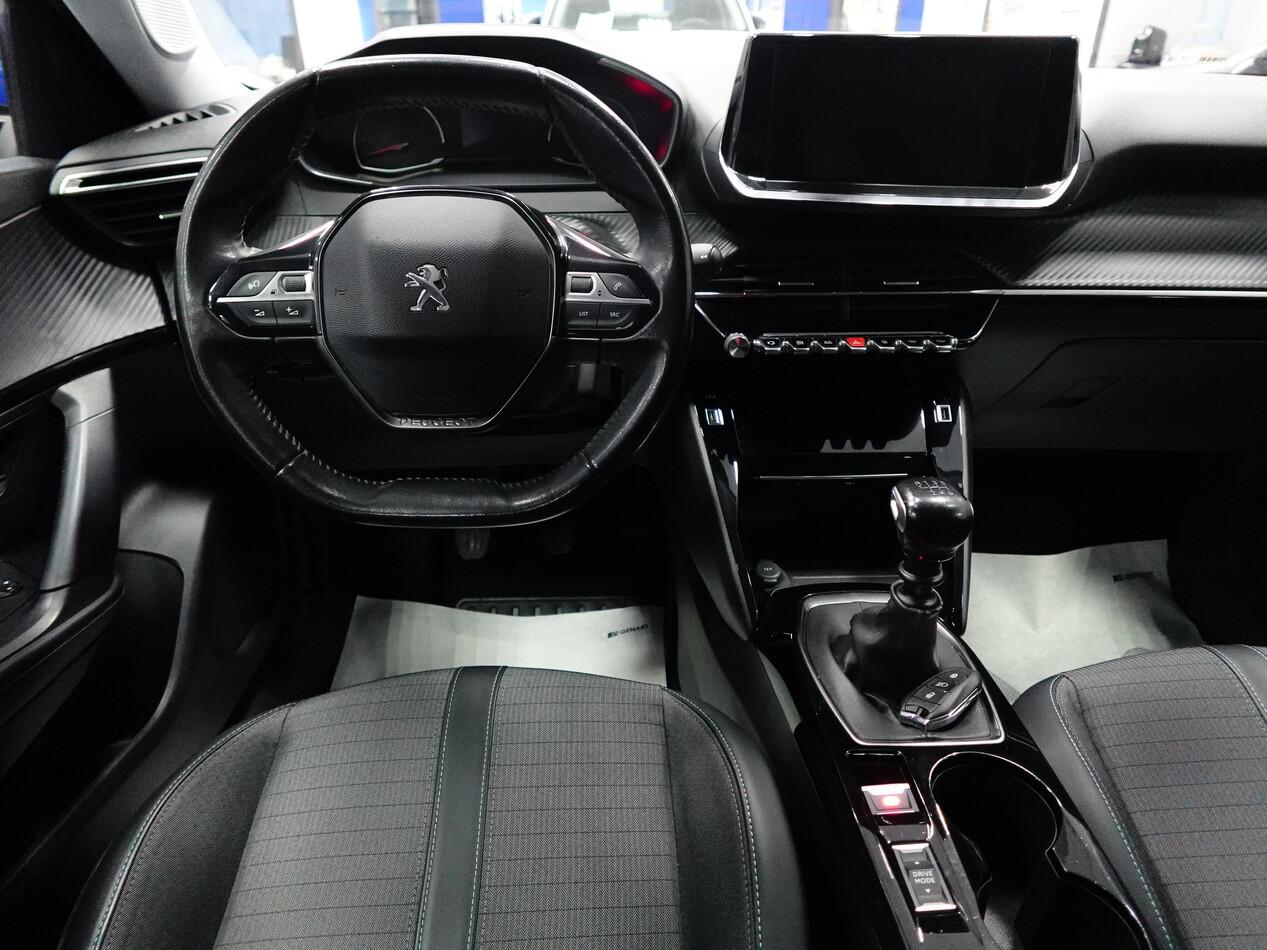 Peugeot 2008 1.2 PureTECH 100 CV ALLURE