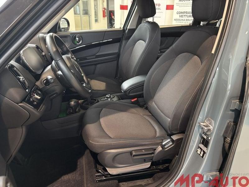 MINI Countryman Cooper AUTOMATICA Essential