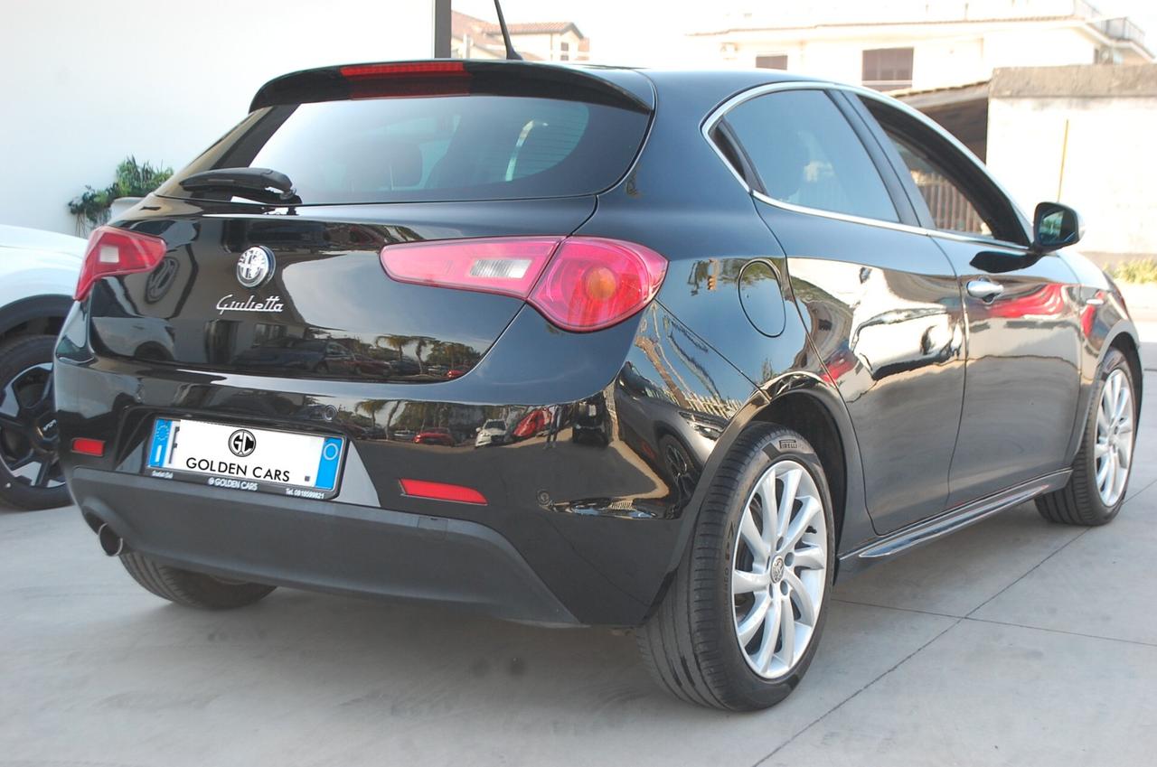 Alfa Romeo Giulietta 1.6 jtdm 105CV Distinctive Uff Italy Clima Lega USB
