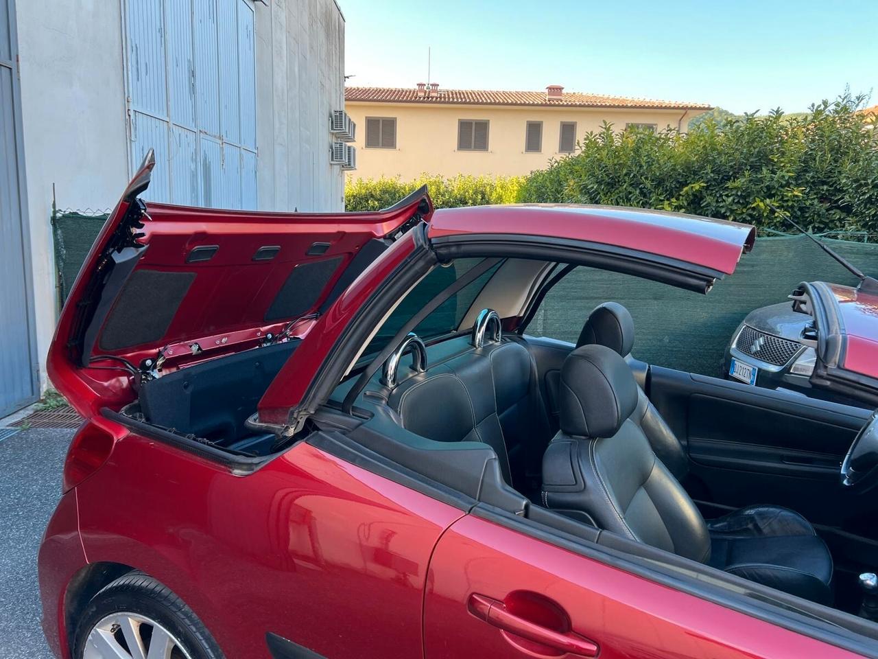 Peugeot 207 1.6 VTi 120CV CC Féline