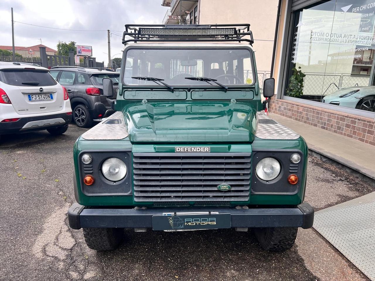 Land Rover Defender 110 2.5 Td5 cat Station Wagon SE