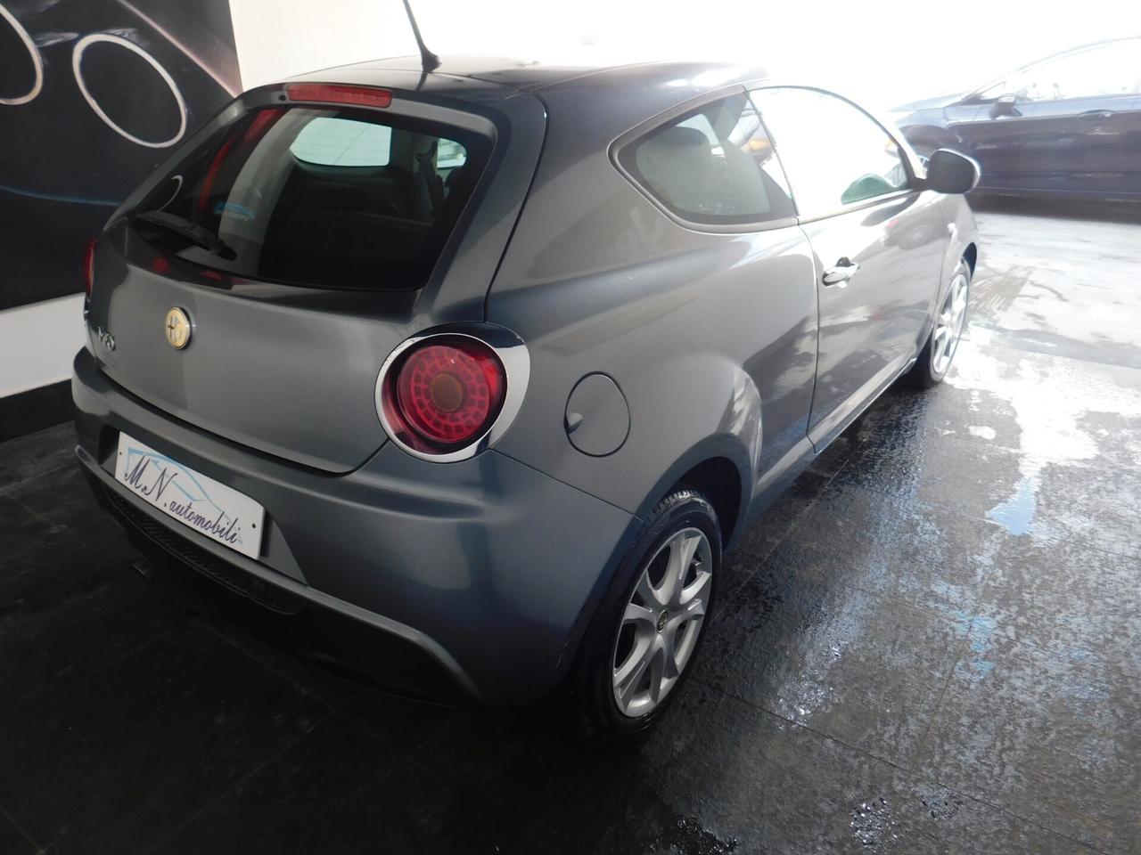 Alfa Romeo MiTo 1.3 JTDm-2 95 CV S&S Distinctive Sport Pack