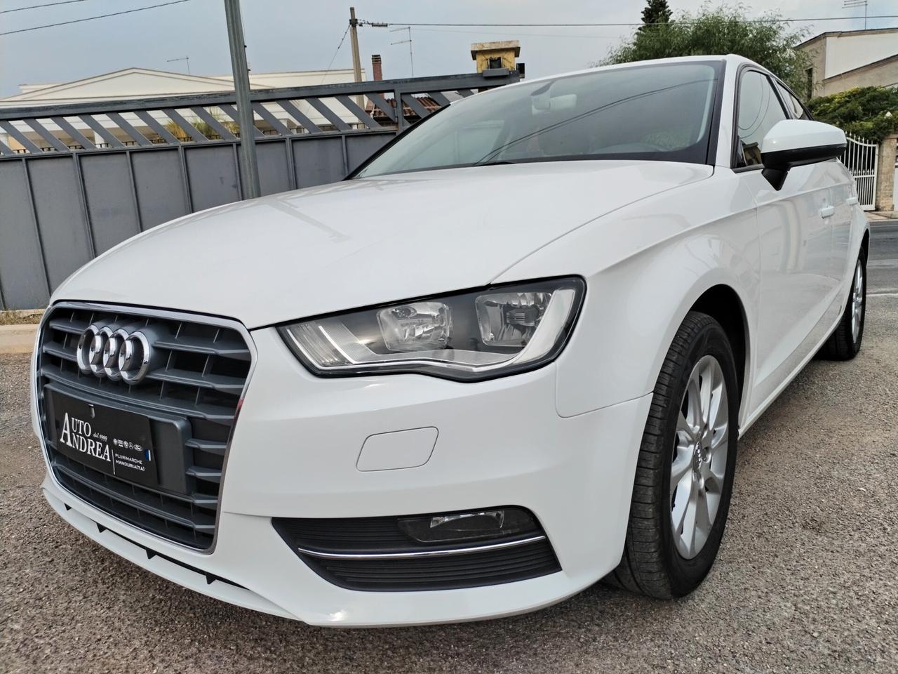 Audi A3 1.6 Tdi full navig oxeno cruise 2015