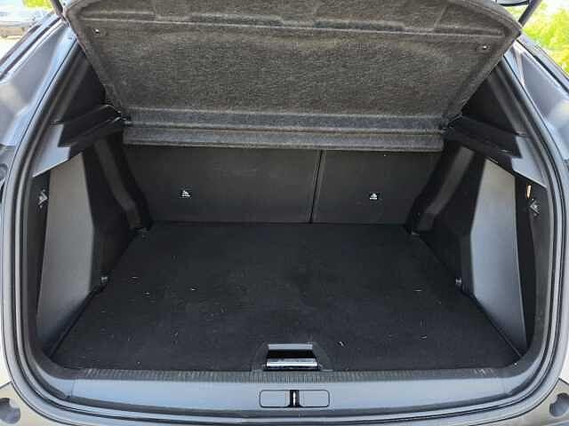 Peugeot 2008 PureTech 100 S&S Allure Navi Pack