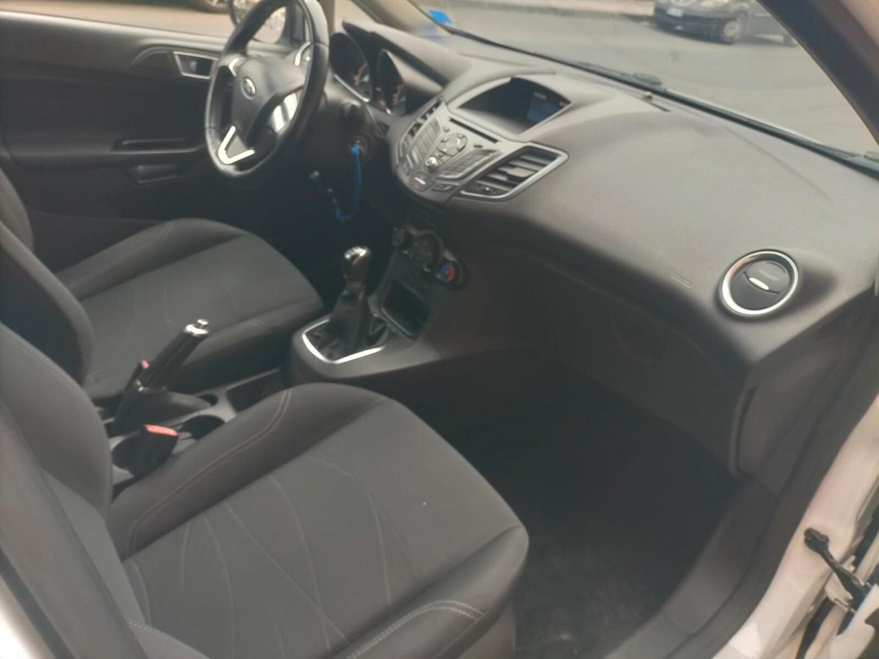 Ford Fiesta 1.5 TDCi 75CV 5 porte Business