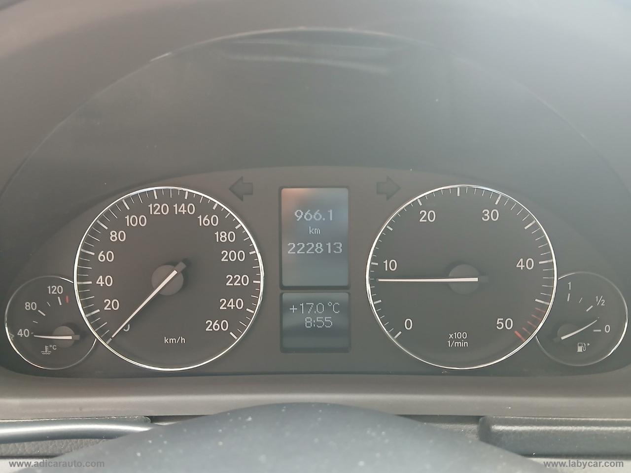 MERCEDES-BENZ C 220 CDI Elegance