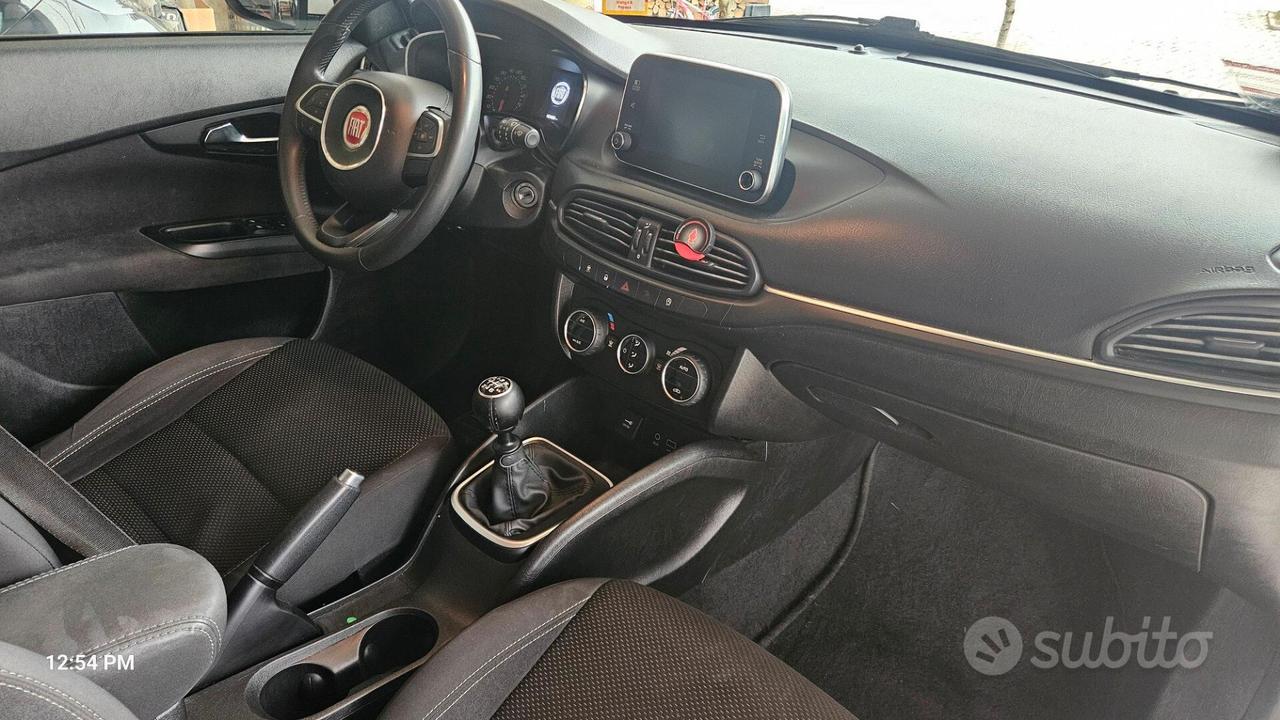 Fiat Tipo 1.6 Mtj 120cv 5p