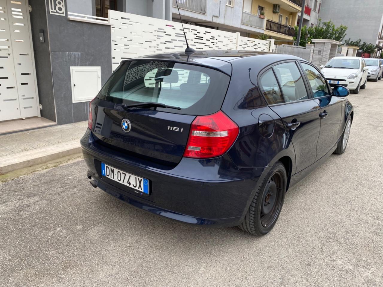 Bmw 116 116i cat 5 porte Attiva